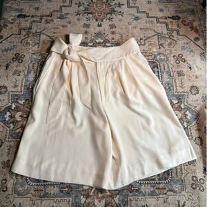 Lauren Ralph Lauren Black Label Women's Dress Shorts Cream Classy Size 12 Summer